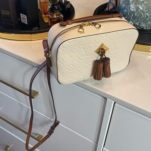Louis Vuitton Santonge M Emp Cr Ca